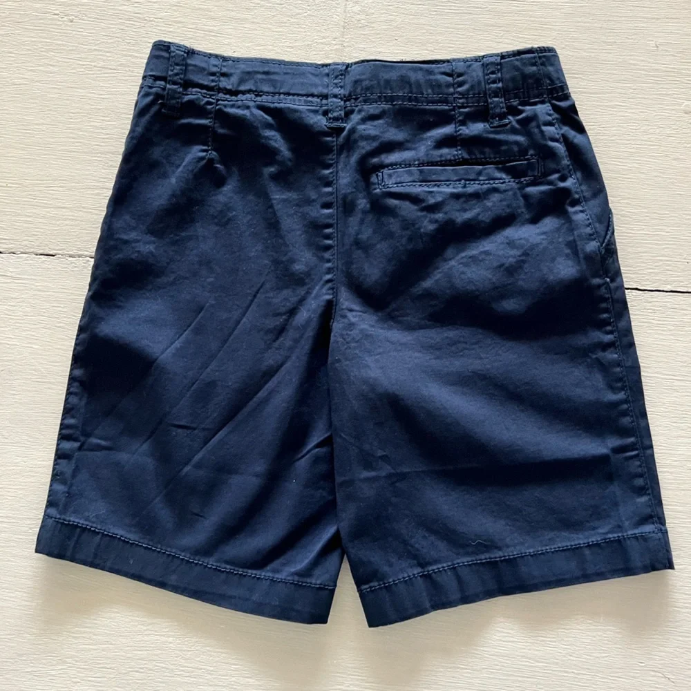 NWT OshKosh Boys Navy Chino Shorts Size 8